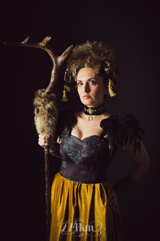 Sesión de fotos de fantasía de princesas la mala del cuento en estudio en barcelona (22) Sesión de fotos de fantasía de princesas la mala del cuento en estudio en barcelona (22)