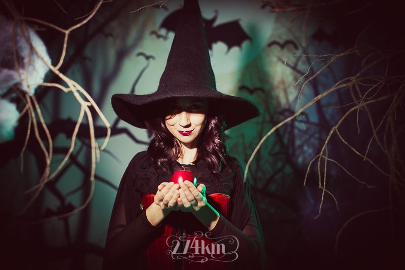 Sesión de fotos de fantasía de princesas la mala del cuento en estudio en barcelona (2) Sesión de fotos de fantasía de princesas la mala del cuento en estudio en barcelona (2)