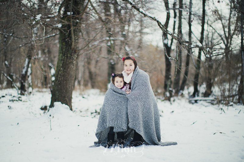 Sesión de fotos de familia en la nieve en invierno en Santa Fe del Montseny (19) Sesión de fotos de familia en la nieve en invierno en Santa Fe del Montseny (19)