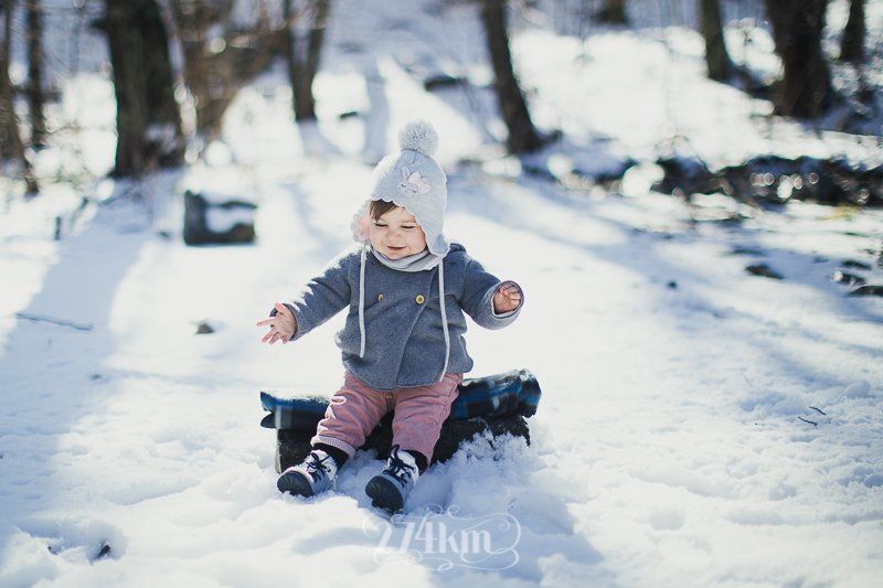Sesión de fotos de familia en la nieve en invierno en Santa Fe del Montseny (12) Sesión de fotos de familia en la nieve en invierno en Santa Fe del Montseny (12)